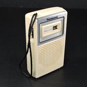 Vintage Panasonic Model R-1019 AM Transistor Radio - Tested Working
